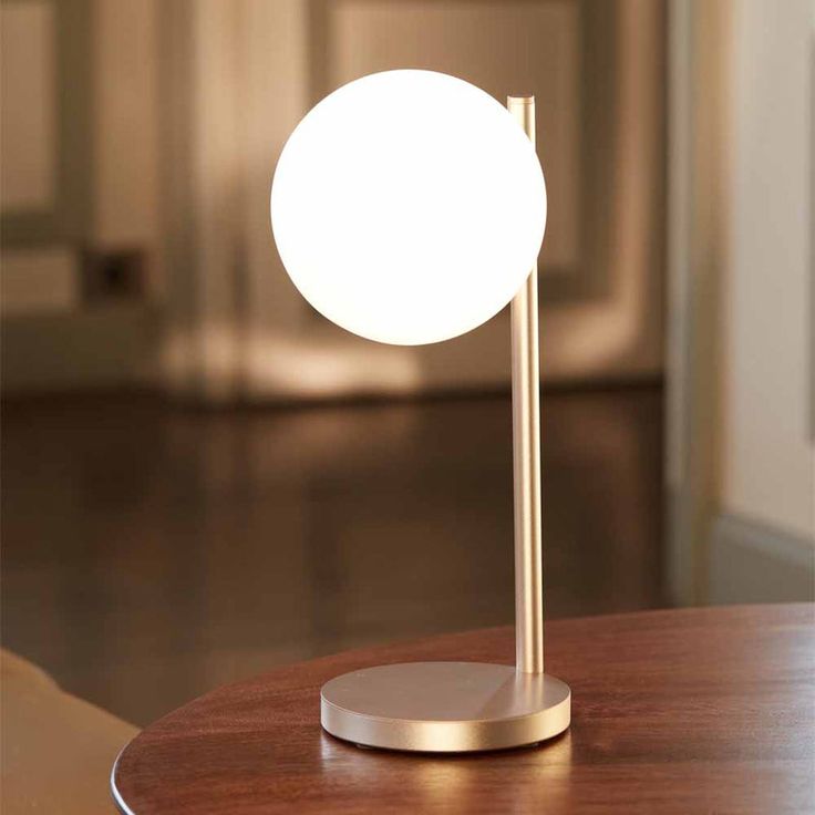 اباژور مدرن رومیزی R137